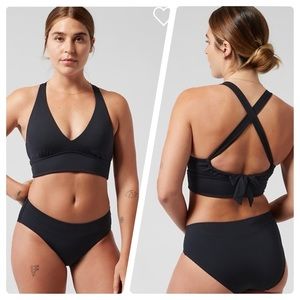 Athleta Longline Plunge Bikini Top A-C // Black